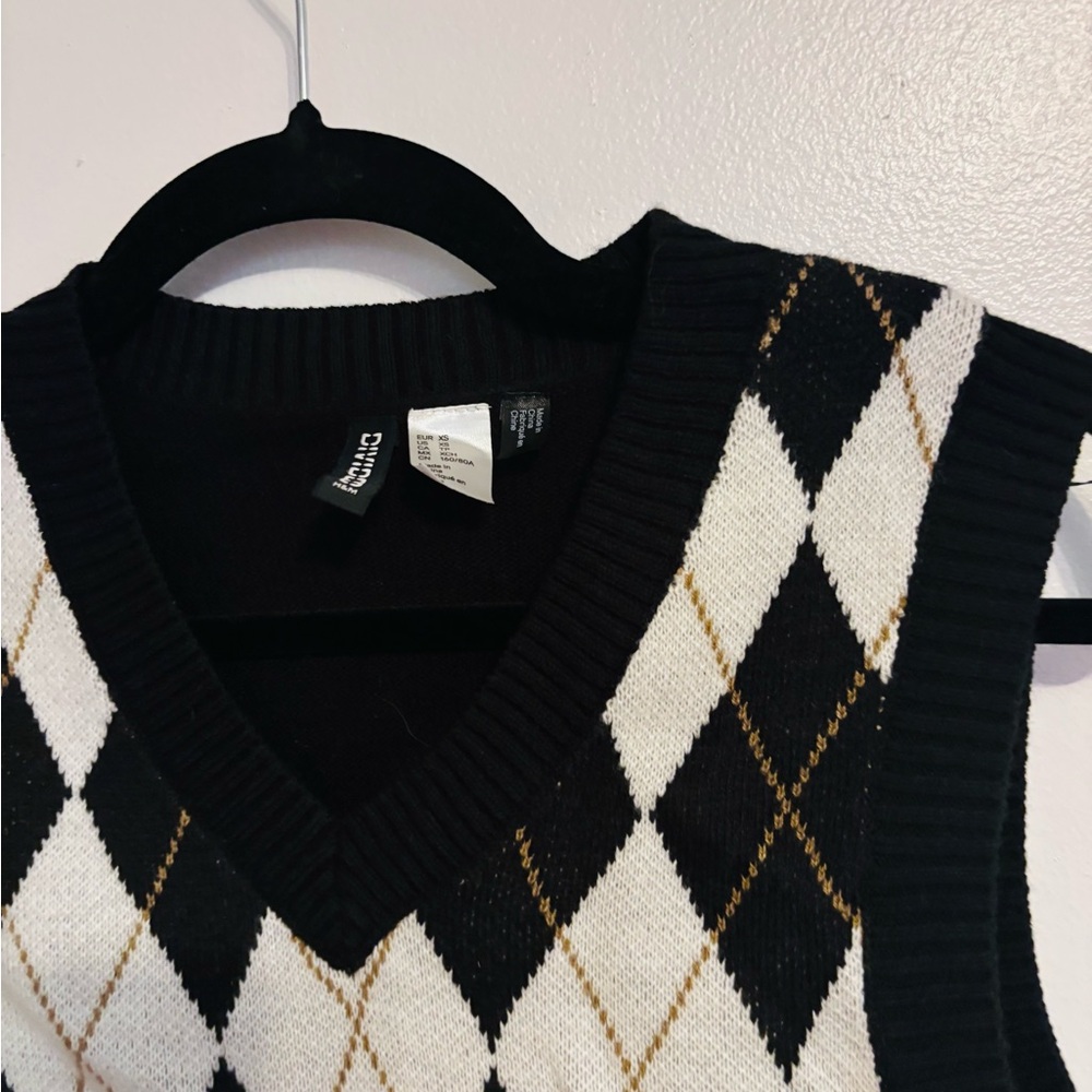 H&M black and white sleeveless vest cropped size xs - Picture 2 of 4